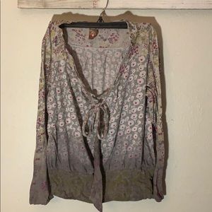 Blouse xs front bow flowy top